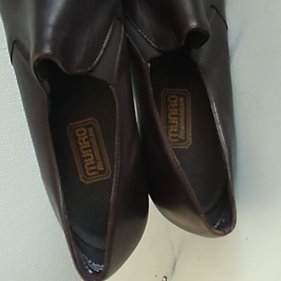 Brown munro pump heels - Picture 7 of 11